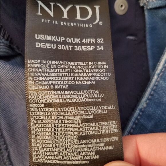 NEW! NYDJ Slim Straight Polka Dot Ankle Jeans - size 0 - Picture 12 of 13